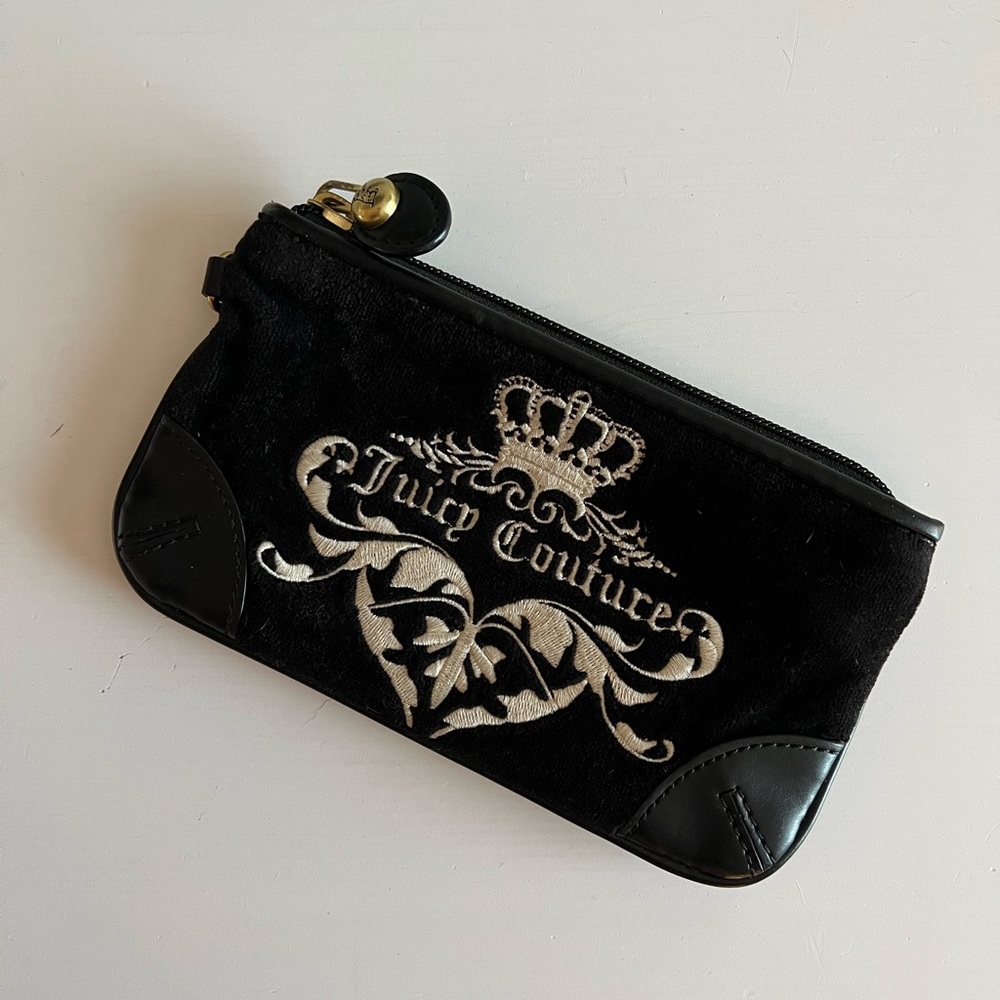 Juicy couture zip wallet